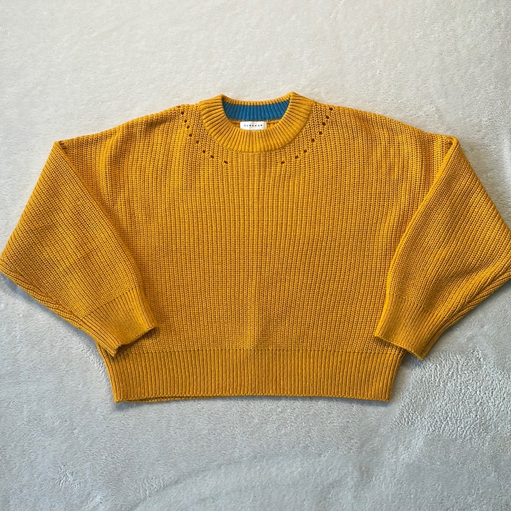 Top Shop woman’s mustard yellow knit sweater. Size 8-10